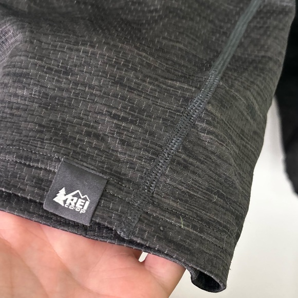 REI breathable technical baselayer top - Picture 3 of 6